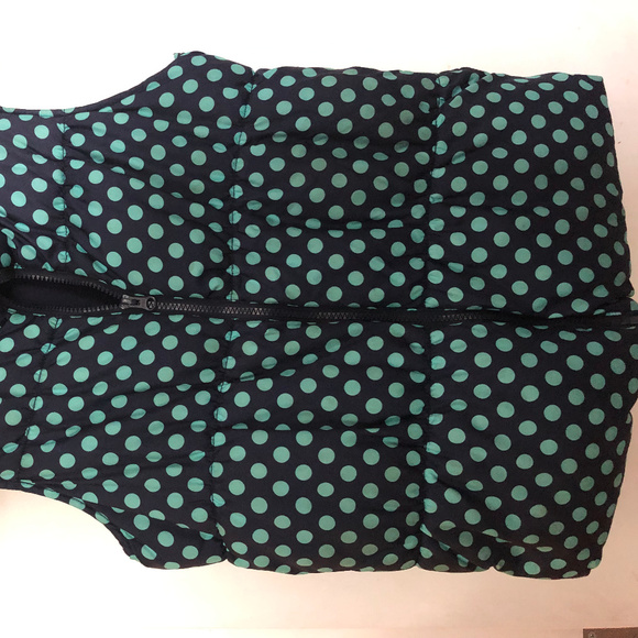 Vest - Picture 2 of 2